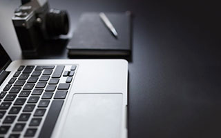 爱游戏体育官方网站-美国反曲弓女队在世界大学生射箭锦标赛中获得银牌，反曲弓世界纪录