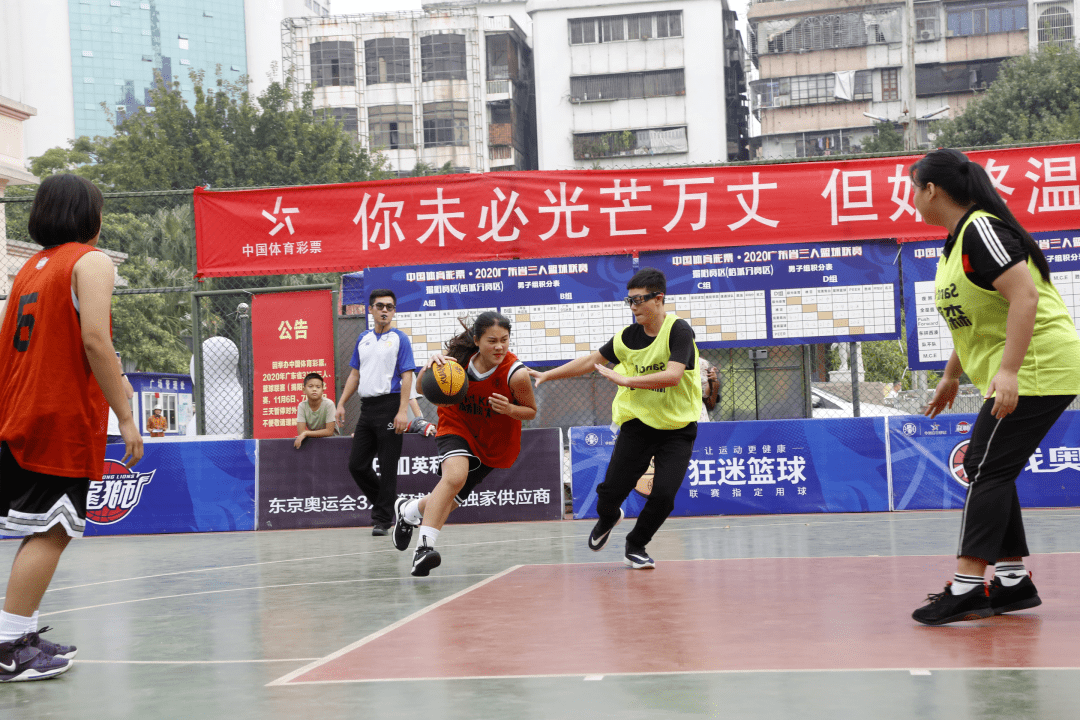 篮球从业者探讨联赛商业化新路径