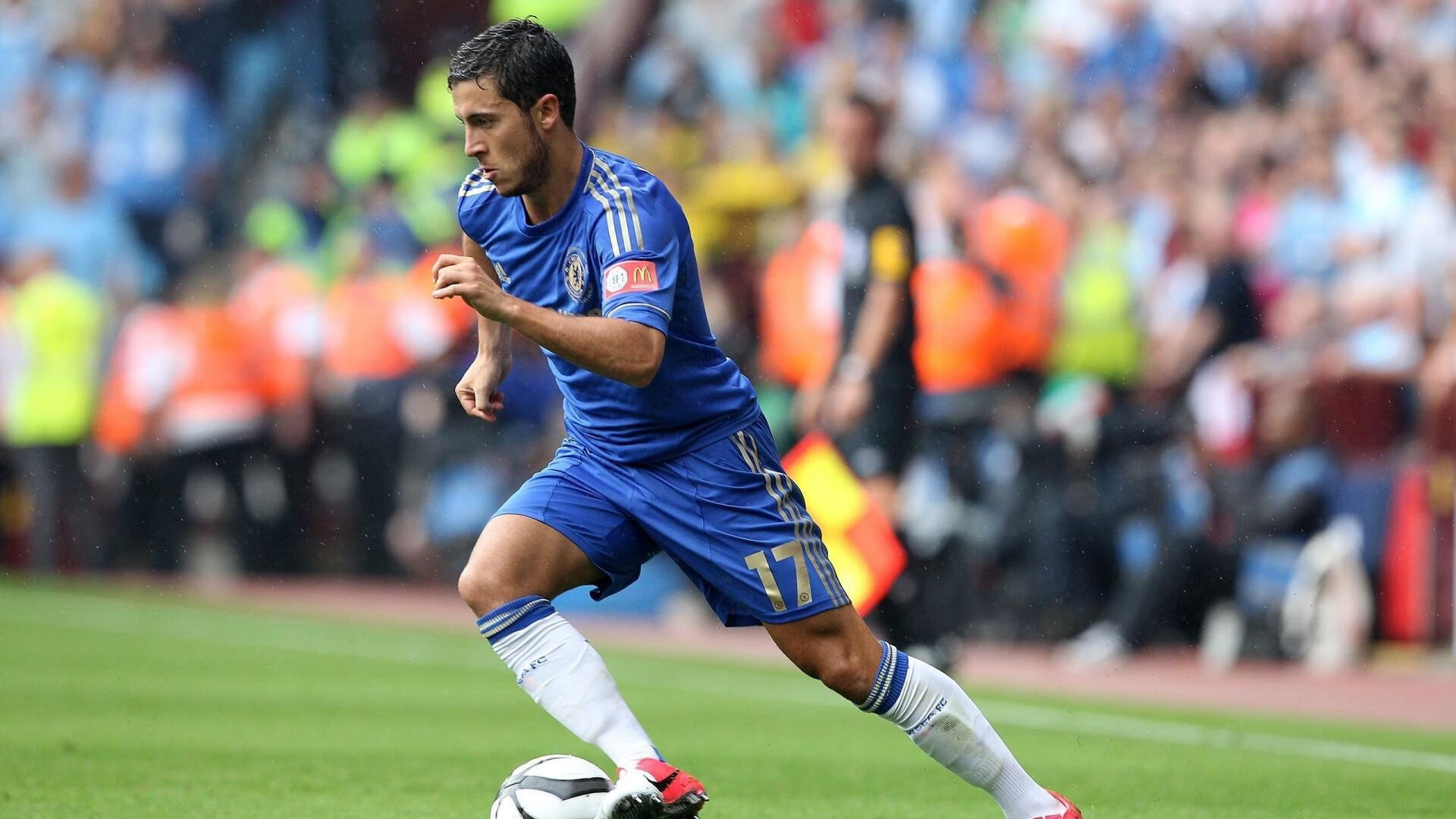 爱游戏网页版-举世瞩目的欧冠“超级对决”回顾，欧冠决赛和超级碗